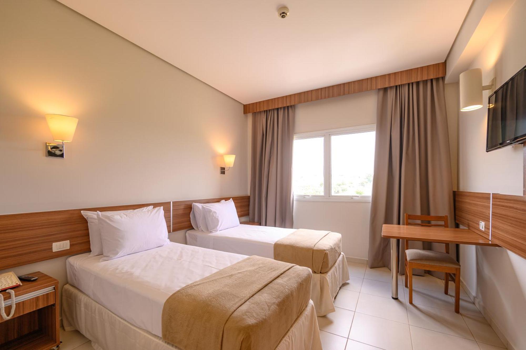 סלטו Unihotel Salto מראה חיצוני תמונה